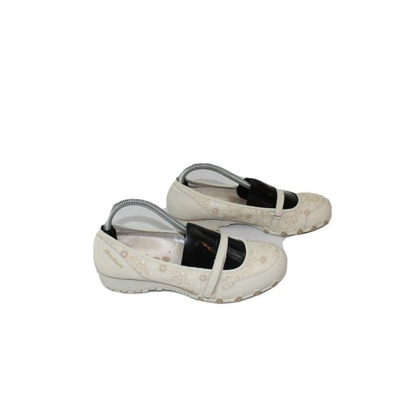 Skechers Ladies Embroidered Brown  Flowered - Picture 1 of 6